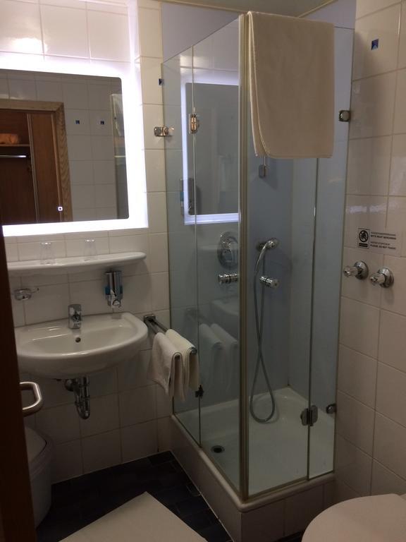 Isar Hotel Freising Ngoại thất bức ảnh